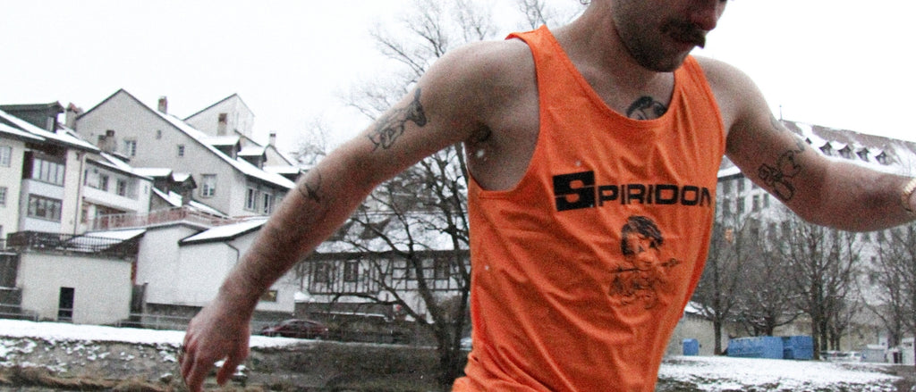Spiridon débardeur orange historique Free to run recyclé marathonien trail