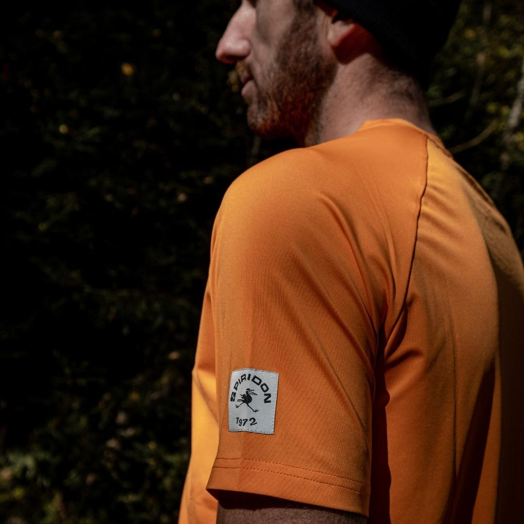 Spiridon Free To Run t-shirt recyclé orange for running Fil labellisé Newlife™, Oeko-Tex® et Global Recycle standard marathon trail