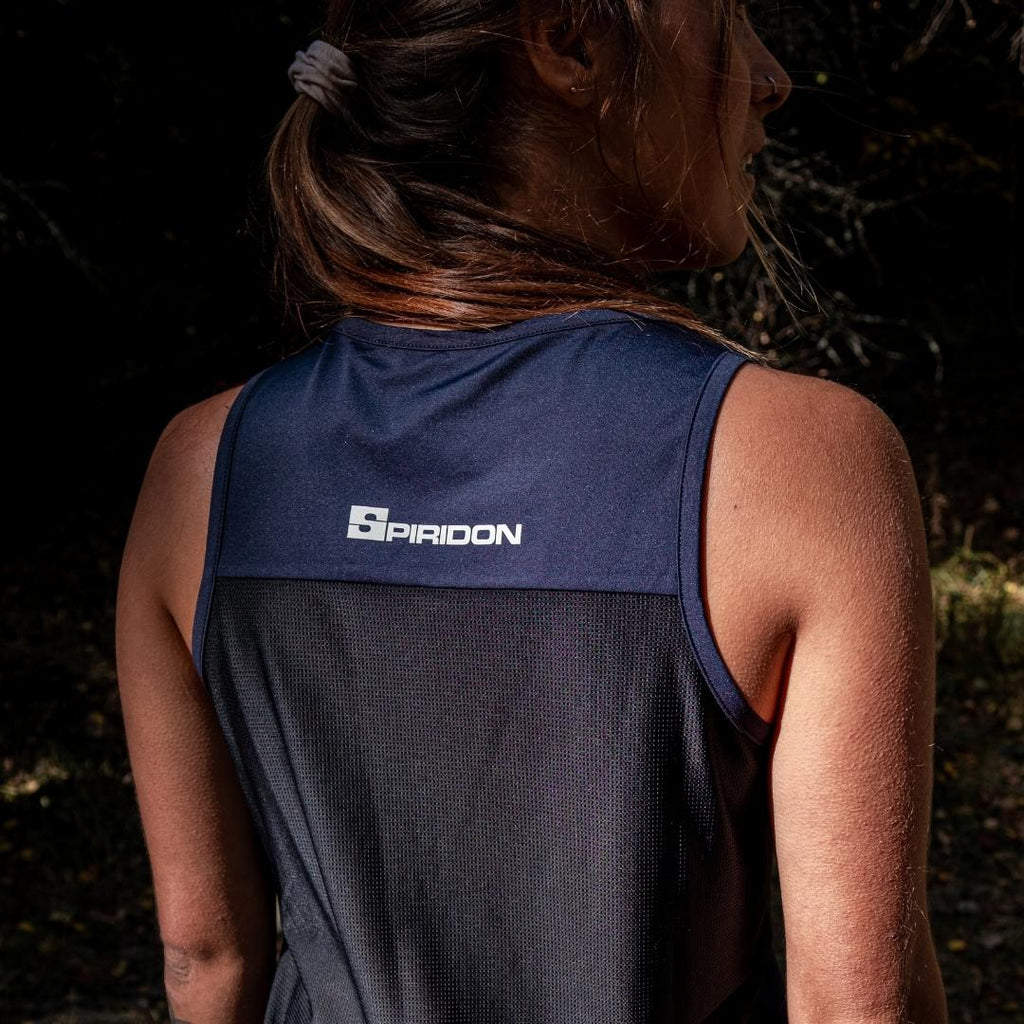 Spiridon débardeur running polyester recyclé Fil Newlife™ Oeko-Tex® et Global Recycle standard Free to run marathon running femme 3D